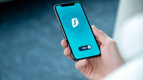 Quelles sont les meilleures stratégies pour sécuriser un réseau domestique intelligent contre les cyberattaques ?